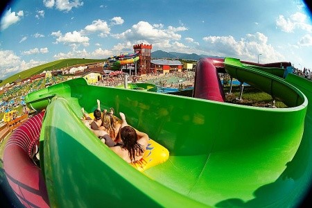 Slovensko Liptov Holiday Village Tatralandia 3 dňový pobyt Raňajky Vlastná April 2026 (21/04/26-23/04/26)