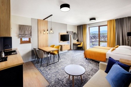 Slovensko Liptov Akvamarín 6 dňový pobyt Raňajky Vlastná February 2026 ( 9/02/26-14/02/26)