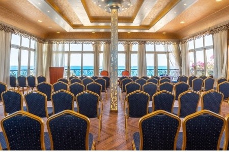 Sphinx Aqua Park Beach Resort - 19