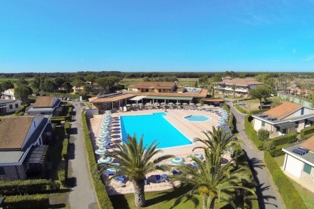 Villaggio Turistico La Cecinella