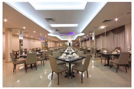 Spojené arabské emiráty Sharjah Nova Park Hotel 8 dňový pobyt Polpenzia Letecky Letisko: Viedeň October 2025 ( 3/10/25-10/10/25)