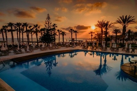 Kypr, Paphos, Louis Ledra Beach, za <span>31.541</span> Kč