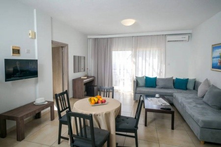 Cyprus Paphos (Pafos) Apartmány Crystallo 16 dňový pobyt Bez stravy Letecky Letisko: Katovice January 2026 ( 3/01/26-18/01/26)