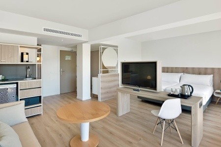 Španielsko Mallorca Innside Alcudia 5 dňový pobyt Polpenzia Letecky Letisko: Praha July 2026 (29/07/26- 2/08/26)