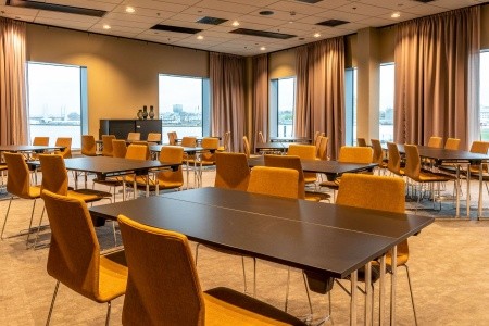 Clarion Hotel The Pier - 52