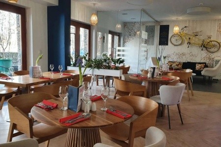 Poľsko Baltské more Golden Tulip Miedzyzdroje Residence 7 dňový pobyt Raňajky Vlastná April 2026 ( 8/04/26-14/04/26)