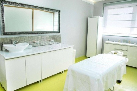 Poľsko Baltské more Golden Tulip Miedzyzdroje Residence 7 dňový pobyt Raňajky Vlastná April 2026 ( 8/04/26-14/04/26)