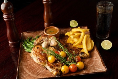 Spojené arabské emiráty Dubaj Jumeirah Rotana 15 dňový pobyt Raňajky Letecky Letisko: Praha January 2026 (15/01/26-29/01/26)