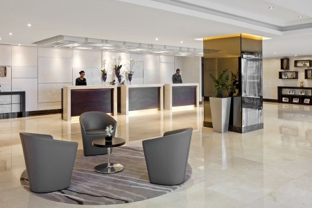 Spojené arabské emiráty Dubaj Jumeirah Rotana 15 dňový pobyt Raňajky Letecky Letisko: Praha January 2026 (15/01/26-29/01/26)