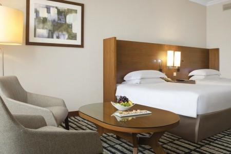 Spojené arabské emiráty Dubaj Jumeirah Rotana 15 dňový pobyt Raňajky Letecky Letisko: Praha January 2026 (15/01/26-29/01/26)