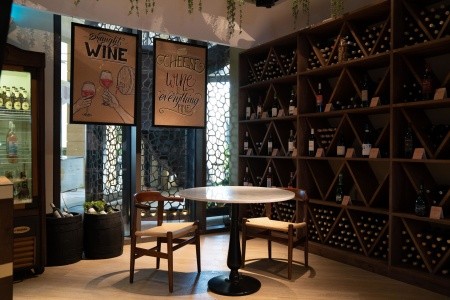 Spojené arabské emiráty Dubaj Ja Ocean View Hotel Jumeirah Beach 8 dňový pobyt Raňajky Letecky Letisko: Praha June 2026 ( 3/06/26-10/06/26)