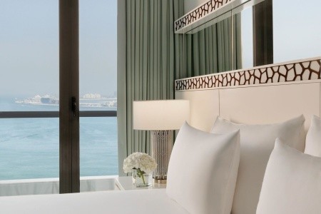 Spojené arabské emiráty Dubaj Ja Ocean View Hotel Jumeirah Beach 8 dňový pobyt Raňajky Letecky Letisko: Praha June 2026 ( 3/06/26-10/06/26)