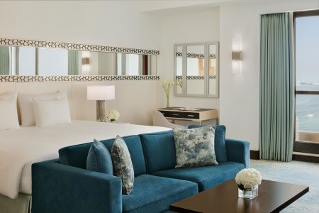 Spojené arabské emiráty Dubaj Ja Ocean View Hotel Jumeirah Beach 8 dňový pobyt Raňajky Letecky Letisko: Praha June 2026 ( 3/06/26-10/06/26)