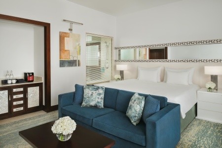 Spojené arabské emiráty Dubaj Ja Ocean View Hotel Jumeirah Beach 8 dňový pobyt Raňajky Letecky Letisko: Praha June 2026 ( 3/06/26-10/06/26)