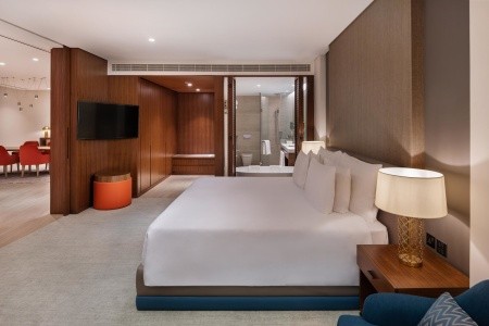 Spojené arabské emiráty Dubaj Ja The Resort - Ja Lake View Hotel 9 dňový pobyt Polpenzia Letecky Letisko: Bratislava February 2026 ( 5/02/26-13/02/26)