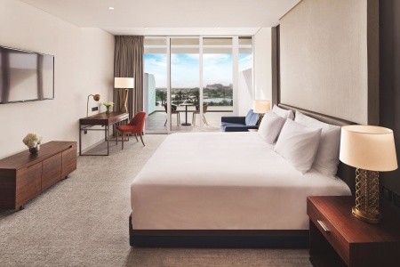 Spojené arabské emiráty Dubaj Ja The Resort - Ja Lake View Hotel 9 dňový pobyt Polpenzia Letecky Letisko: Bratislava February 2026 ( 5/02/26-13/02/26)