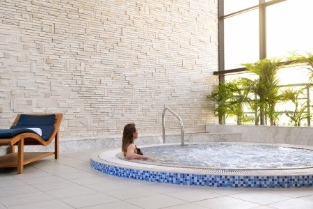 Spojené arabské emiráty Abu Dhabi Intercontinental Abu Dhabi By Ihg 9 dňový pobyt All Inclusive Letecky Letisko: Bratislava April 2026 (12/04/26-20/04/26)