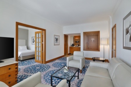 Spojené arabské emiráty Dubaj Hilton Dubai Jumeirah 5 dňový pobyt Raňajky Letecky Letisko: Praha March 2026 (25/03/26-29/03/26)