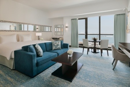 Spojené arabské emiráty Dubaj Ja Ocean View Hotel Jumeirah Beach 12 dňový pobyt Polpenzia Letecky Letisko: Praha March 2026 (12/03/26-23/03/26)