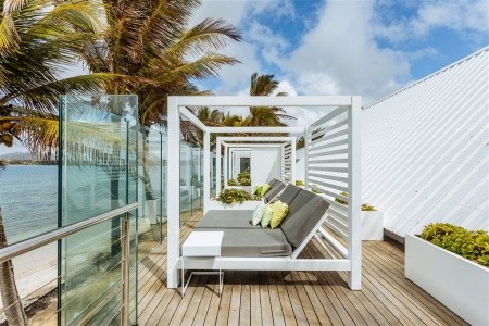 Tropical Attitude - 23