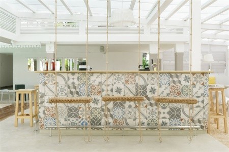 Tropical Attitude - 24