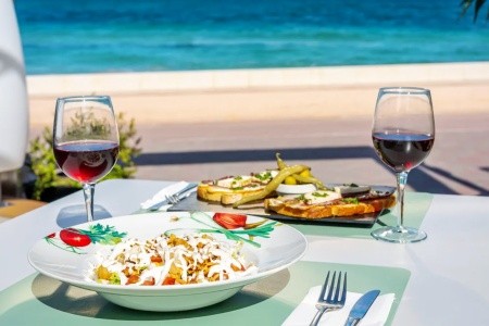 Španielsko Mallorca Thb Gran Bahia 8 dňový pobyt Raňajky Letecky Letisko: Praha August 2025 (11/08/25-18/08/25)