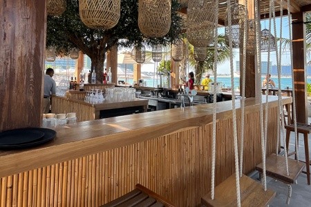 Spojené arabské emiráty Ras Al Khaimah Mövenpick Resort Marjan Island (Ras Al Khaimah) 8 dňový pobyt Raňajky Letecky Letisko: Praha April 2026 (10/04/26-17/04/26)