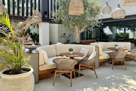 Spojené arabské emiráty Ras Al Khaimah Mövenpick Resort Marjan Island (Ras Al Khaimah) 8 dňový pobyt Raňajky Letecky Letisko: Praha April 2026 (10/04/26-17/04/26)