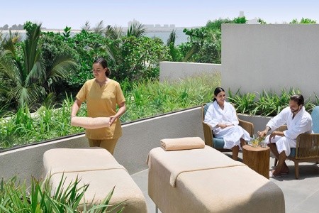 Spojené arabské emiráty Ras Al Khaimah Mövenpick Resort Marjan Island (Ras Al Khaimah) 8 dňový pobyt Raňajky Letecky Letisko: Praha April 2026 (10/04/26-17/04/26)