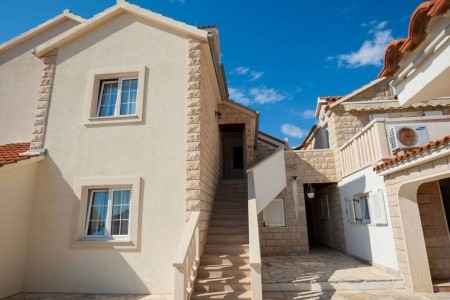 Villa Livia Apartments