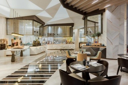 Omán Muscat Kempinski Muscat 8 dňový pobyt Raňajky Letecky Letisko: Viedeň April 2026 (28/04/26- 5/05/26)