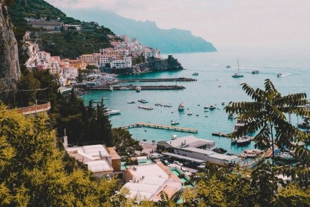 Objevování Slunečného Pobřeží Amalfi A Ostrova Capri