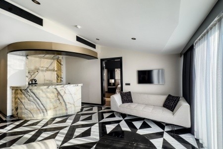 Charisma Deluxe - 144