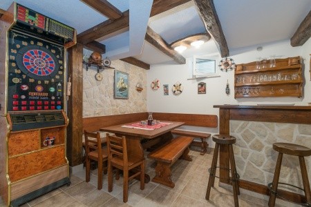 Chorvátsko Severná Dalmácia Apartmány 3298-3609 8 dňový pobyt Bez stravy Vlastná July 2026 (20/07/26-27/07/26)