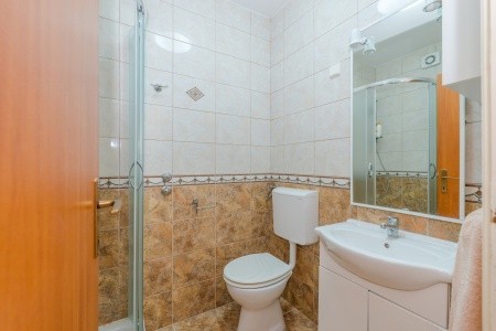 Chorvátsko Severná Dalmácia Apartmány 3298-3609 8 dňový pobyt Bez stravy Vlastná July 2026 (20/07/26-27/07/26)