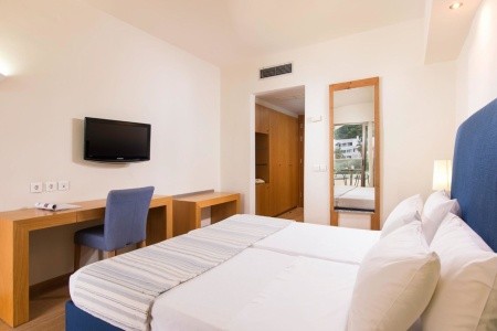 Grécko Chalkidiki Kassandra Palace & Spa 12 dňový pobyt Polpenzia Letecky Letisko: Praha October 2025 ( 1/10/25-12/10/25)