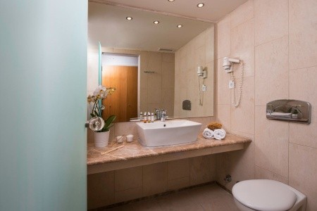 Grécko Chalkidiki Kassandra Palace & Spa 12 dňový pobyt Polpenzia Letecky Letisko: Praha October 2025 ( 1/10/25-12/10/25)