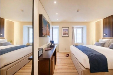 Portugalsko Lisabon Moon & Sun Lisboa 5 dňový pobyt Raňajky Letecky Letisko: Viedeň February 2026 ( 7/02/26-11/02/26)