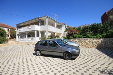 Apartmány 3298-1967 - 1