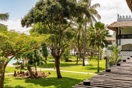 Southern Palms Beach Resort - 4