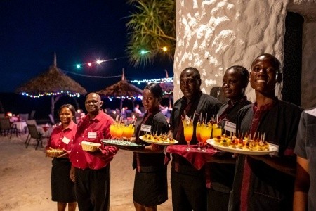 Southern Palms Beach Resort - 7