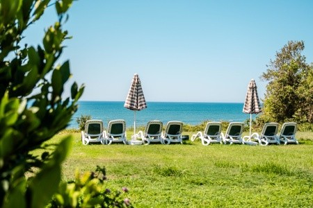 Side Star Resort - 100