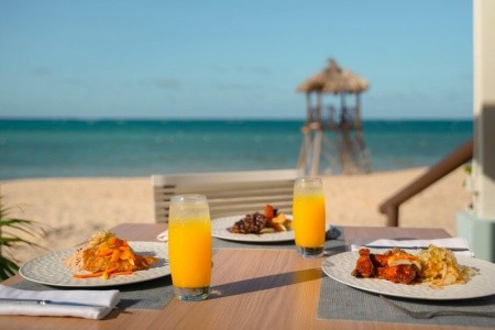 Jamajka Montego Bay Joia Rose Hall By Iberostar 9 dňový pobyt All Inclusive Letecky Letisko: Praha March 2026 (12/03/26-20/03/26)