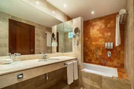 Mexiko Riviera Maya Iberostar Waves Paraíso Del Mar 12 dňový pobyt All Inclusive Letecky Letisko: Viedeň March 2026 ( 5/03/26-16/03/26)