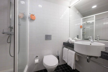 Portugalsko  Star Inn Porto 4 dňový pobyt Raňajky Letecky Letisko: Viedeň December 2025 (16/12/25-19/12/25)