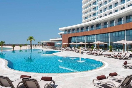 Hampton By Hilton Marjan Island - 2