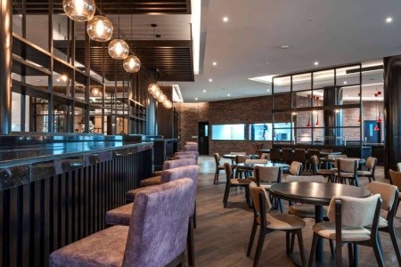 Spojené arabské emiráty Ras Al Khaimah Radisson Resort Ras Al Khaimah Marjan Island 6 dňový pobyt Raňajky Letecky Letisko: Praha February 2026 ( 9/02/26-14/02/26)