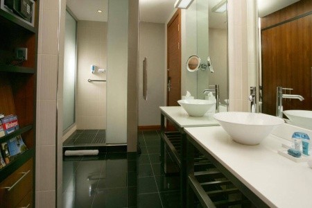 Spojené arabské emiráty Abu Dhabi Aloft Abu Dhabi 4 dňový pobyt Raňajky Letecky Letisko: Praha September 2026 ( 6/09/26- 9/09/26)