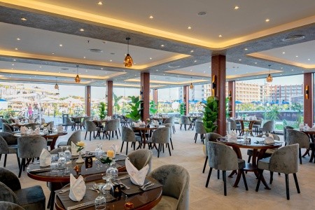 Egypt Hurghada Rewaya Majestic Resort 12 dňový pobyt All Inclusive Letecky Letisko: Viedeň April 2026 ( 8/04/26-19/04/26)