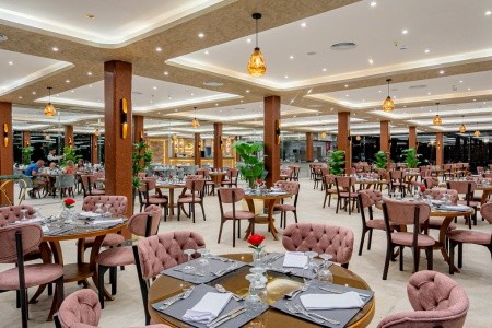 Egypt Hurghada Rewaya Majestic Resort 12 dňový pobyt All Inclusive Letecky Letisko: Viedeň April 2026 ( 8/04/26-19/04/26)